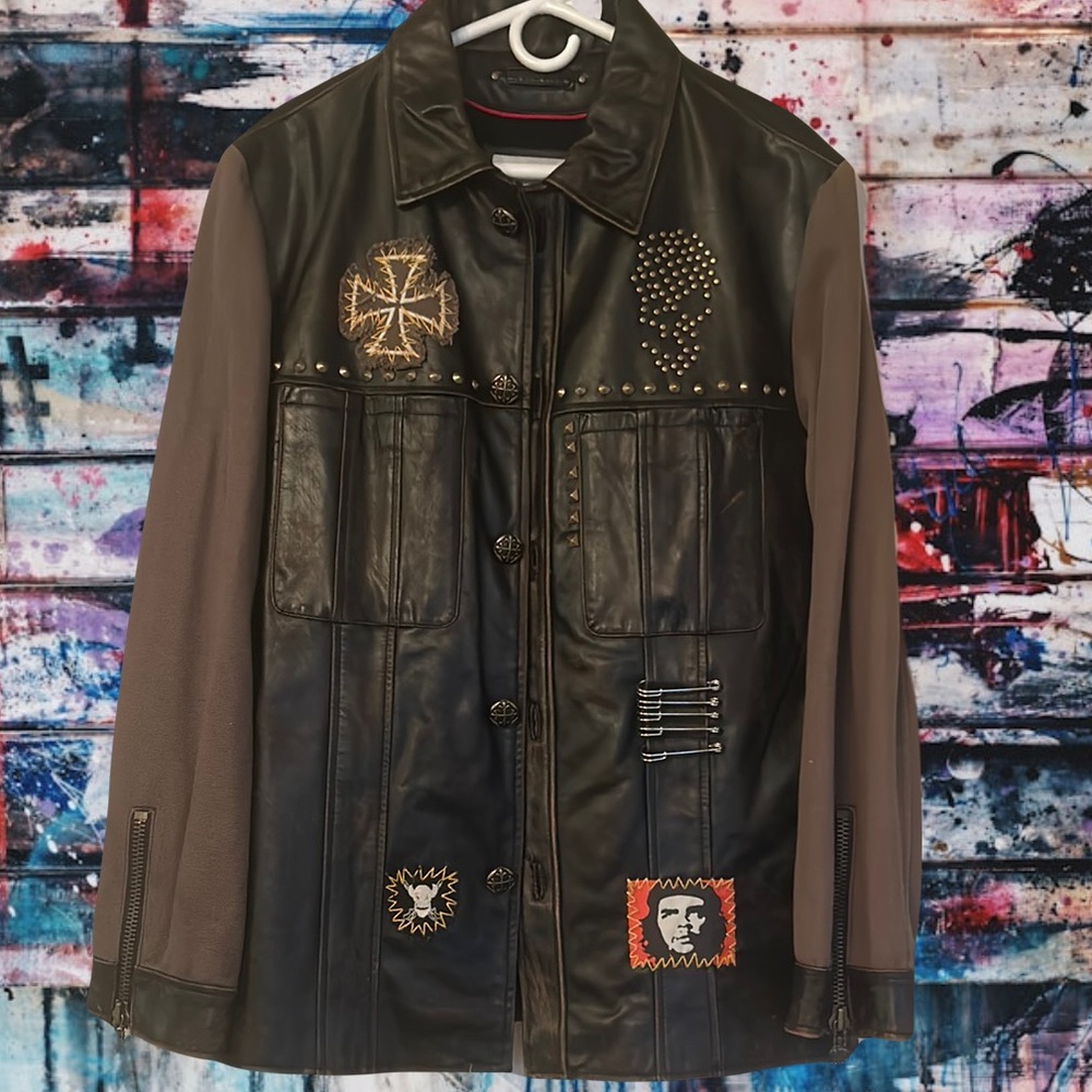 Wilson’s M Julian studded leather and canvas Che Guevara patched punk jacket